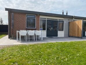 Oostkapelseweg 32-5 'Stern'