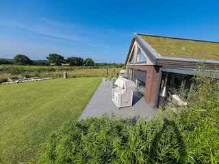 Terrasse mit Blick auf Ostsee und Naturschutzgebiet