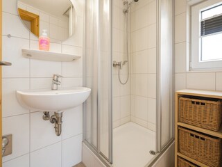 Bad mit Dusche
