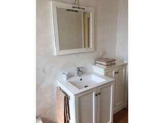 en suite Bad ohne Dusche