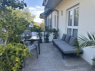 Sitzgruppe und Liege zum Relaxen