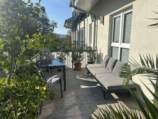 Sitzgruppe und Liege zum Relaxen