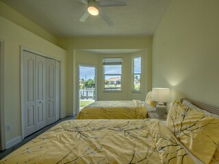 2. Schlafzimmer