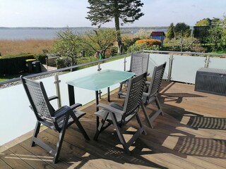 möblierte Hochterrasse mit wunderschöner Aussicht