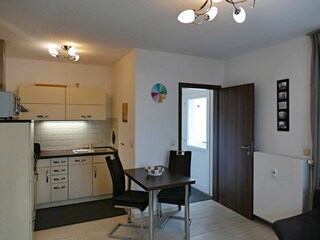 Küchenansicht und Essecke