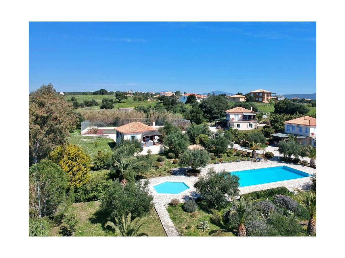 Villa Pylos Buitenaudio-opname 1