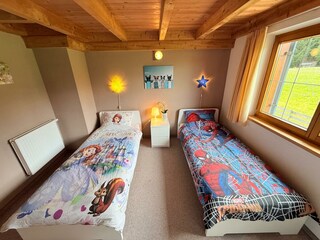 Schlafzimmer 2