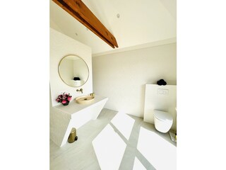 Bad en suite zum Masterbedroom + WC