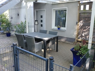 Überdachte Terrasse