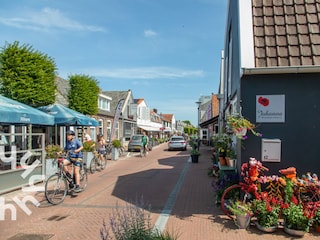 Holiday house Oostkapelle Environment 30