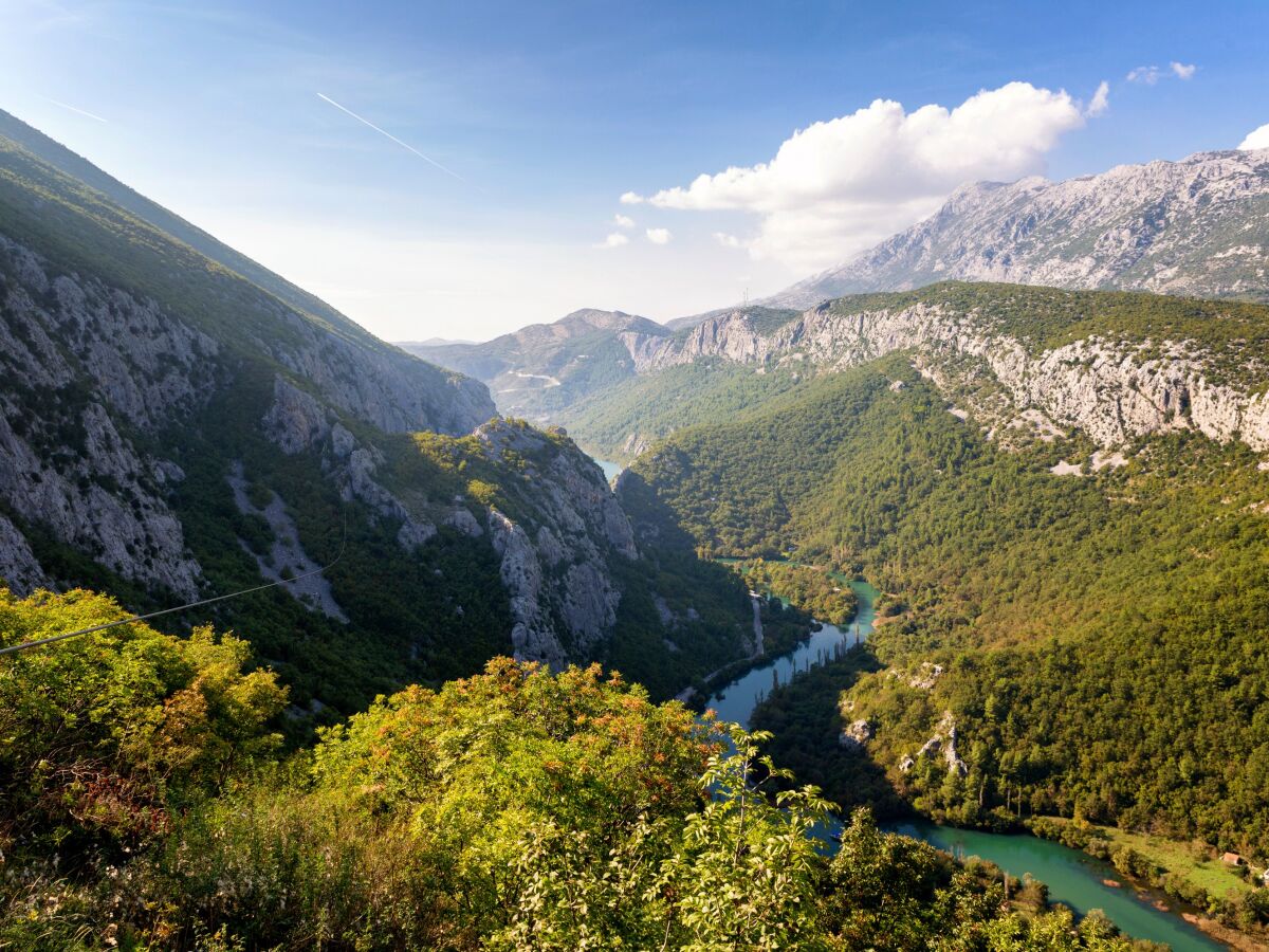 Seilrutsche über dem Canyon des Flusses Cetina