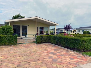 Parkplatz vor dem Haus