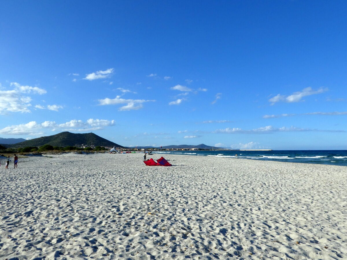 Strand von Sa Petra Ruja, zwischen La Caletta und Santa