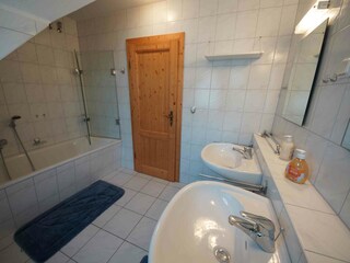 Familienglück Badezimmer
