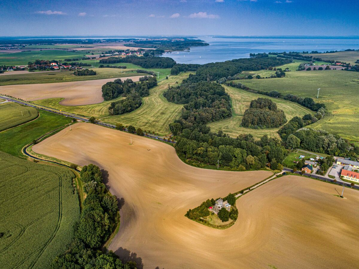 Luftbild mit der Müritz © Georg Hundt - alles-mv Media