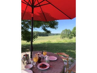 Breakfast outside