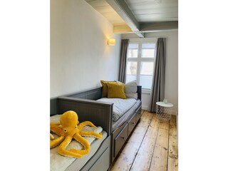 2.Schlafzimmer mit Einzelbetten