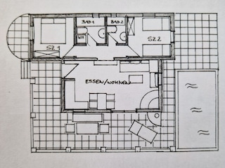 Grundriss mit Terrasse und Pool