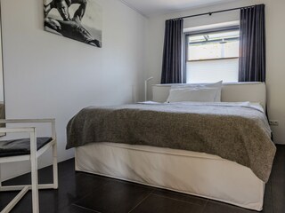 Schlafzimmer 4