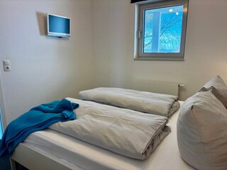 Schlafzimmer mit TV