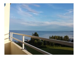 ... Balkon in Westlage ...