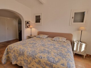 Schlafzimmer 3