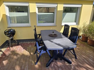Terrasse zum grillen und enstpannen