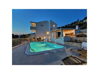 Ferienhaus Podgora Außenaufnahme 11