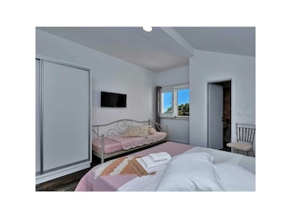 Holiday house Podgora Features 28