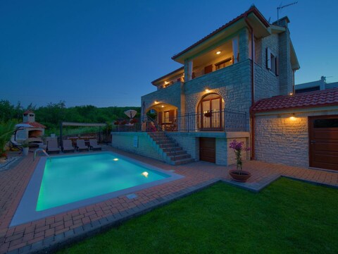 Villa Maya