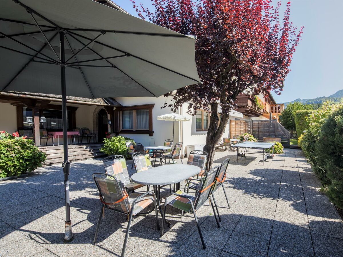 Appartements Angerer Sommer aussen 2019 Terrasse 1