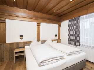 Familiensuite Tirol Schlafzimmer