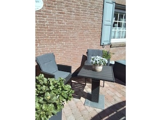 Sitzecke mit viel Sonne