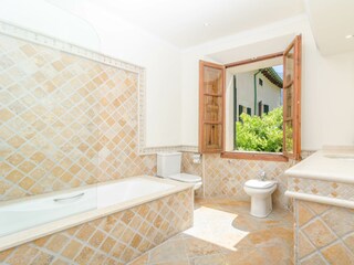 Villa Sóller Features 24