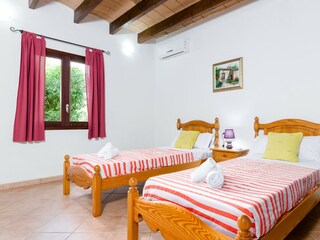 Villa Búger Características 47