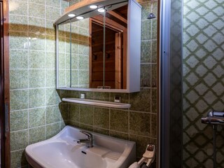 Ferienhütte Puutz_Wörgl_Dissertori_Badezimmer