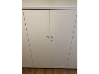 ...der Abstellschrank im Flur...