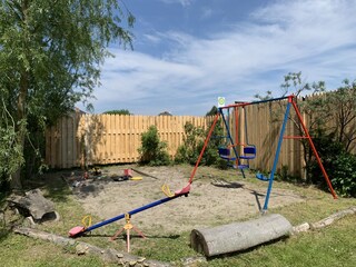 Buddelecke mit Schaukel