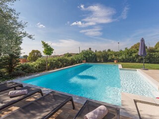 Villa Nar mit Pool