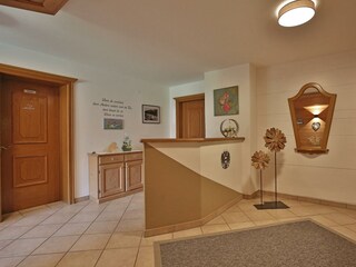 Eingang / Empfangsbereich