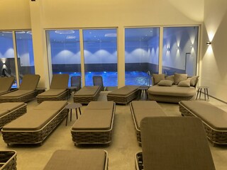 Ruhebereich Schwimmbad