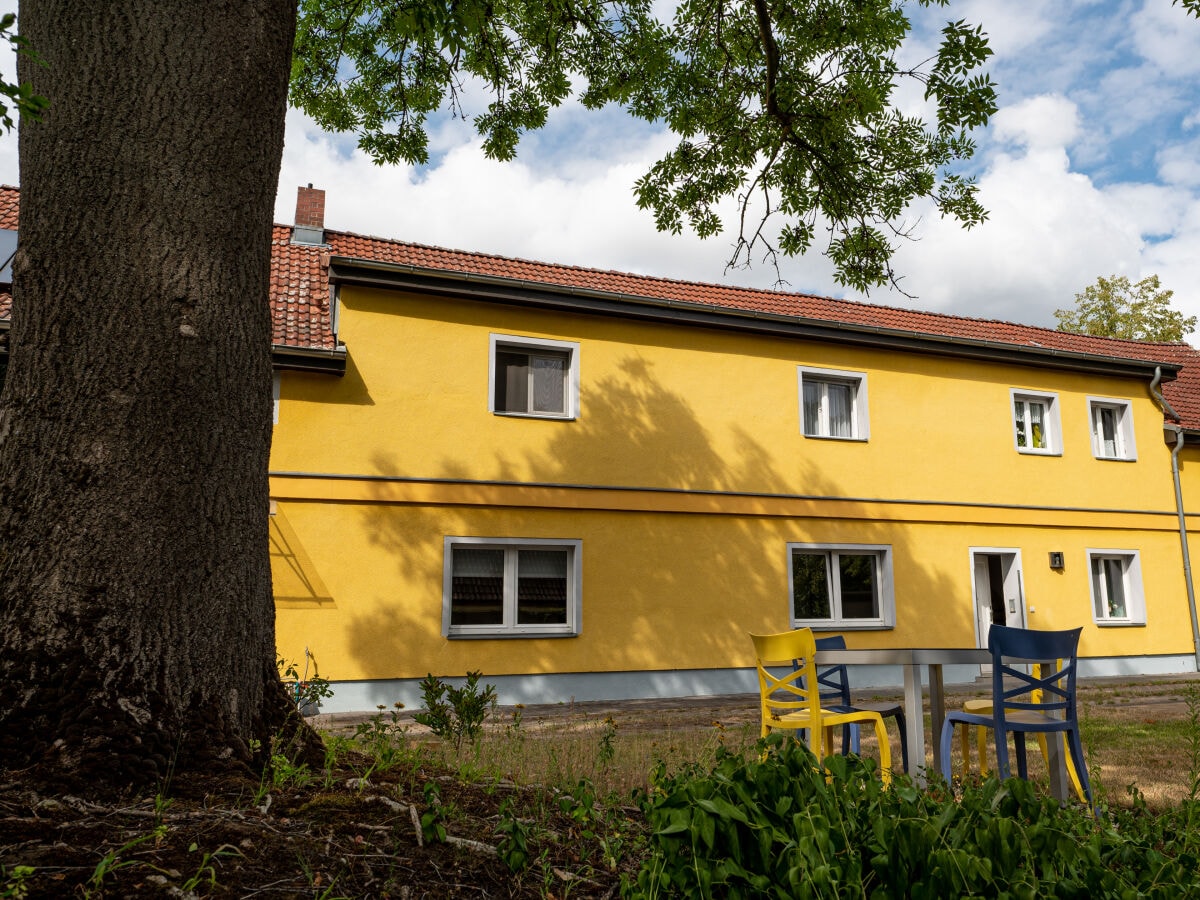 Sitzplatz im Hof