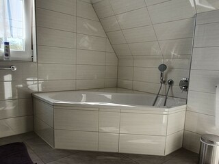 Badezimmer im ersten Stock