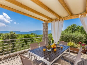 Ferienwohnung SEA VIEW mit Pool und Meerblick 400m vom Strand - Krk (Stadt) - image1