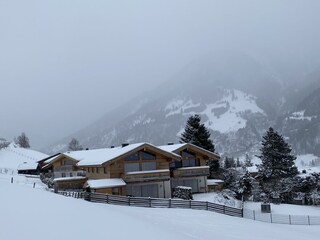 BergChalet im Schnee