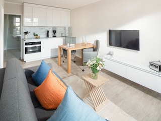 Haus Hansa 8 / Wohn-/Essbereich mit Küchenzeile