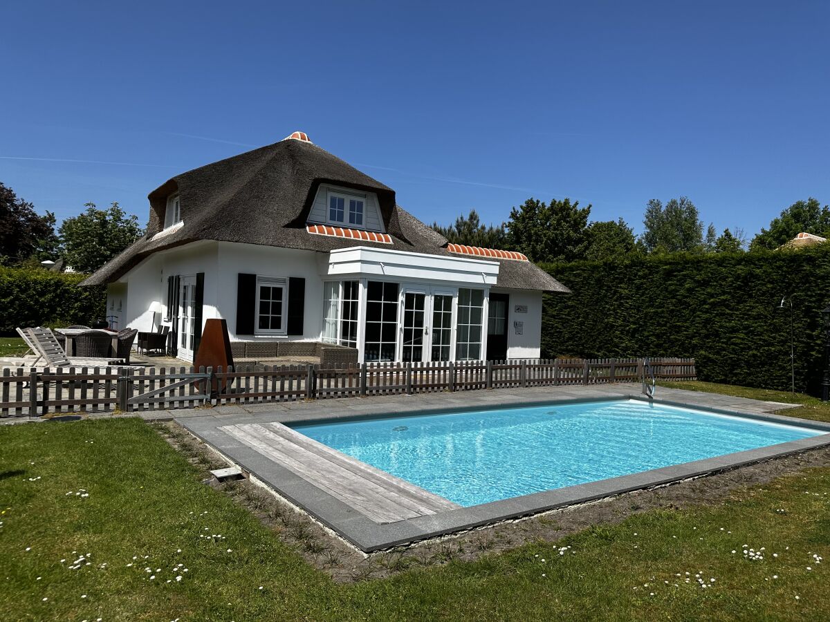 Villa with pool