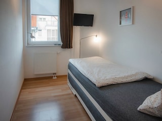 Schlafzimmer 2, aus 1...