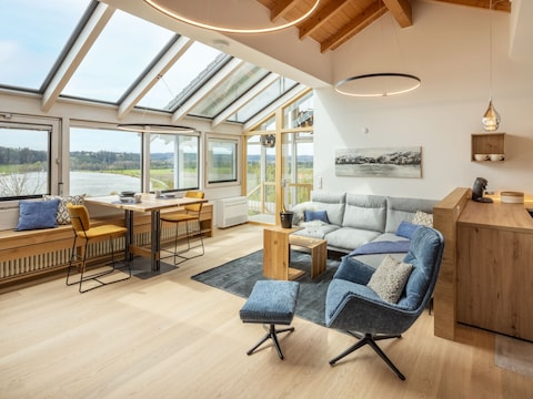Ferienwohnung Stille x Weite - Luxus mit Sauna und See-Panorama