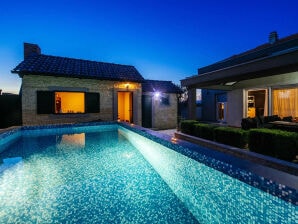 Villa Enna with heated pool, Zadar - Bibinje - image1